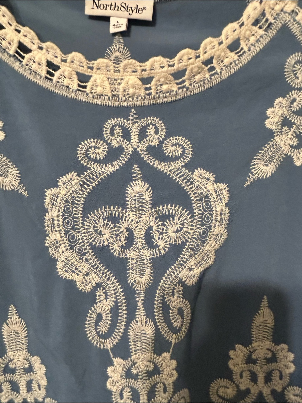 NorthStyle Blue & White Embroidered Lace Trim Bohemian Top - Women's Size L - Picture 7 of 11